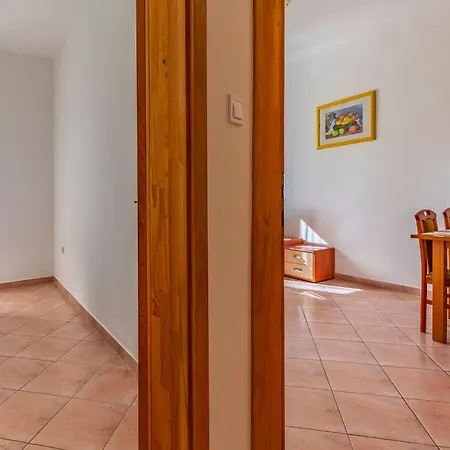 Rok 1 By Interhome Apartament *