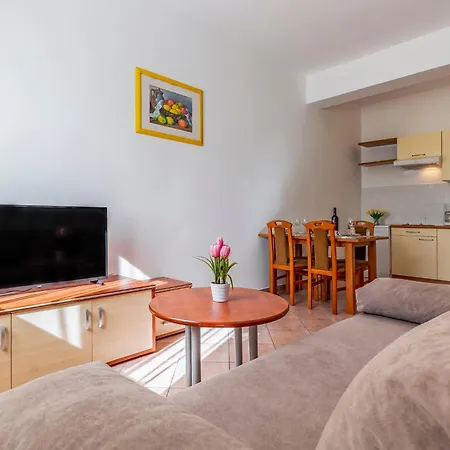 Rok 1 By Interhome 普拉