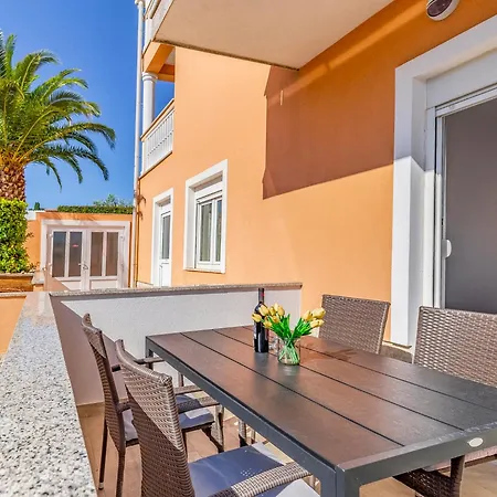 Rok 1 By Interhome Apartment